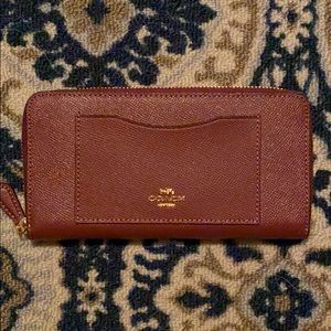 Wine Leather Zip Wallet